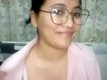 Chaturbate Free Porn Cam of ivory_vibe