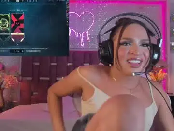 Chaturbate Live Sex Cam of kylievictoria_