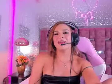 Chaturbate Live Porn of kylievictoria_