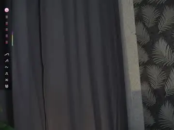Chaturbate Best live sex cam show of zara_shine