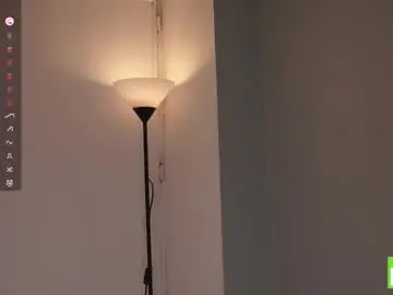 Chaturbate Best live sex cam show of zara_shine