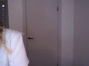 Chaturbate Sex Cam of zara_shine