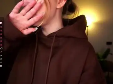 Chaturbate Sex Cam of zara_shine