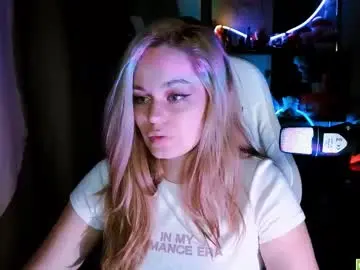 Chaturbate Nude Webcam of bad_girl009