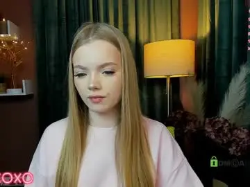 Chaturbate Adult Video Chat of maddy_moah