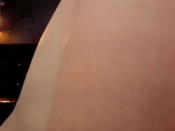 Chaturbate Live Sex of mia_blue_b