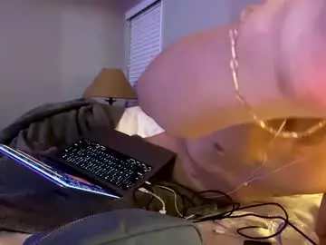 Chaturbate Live Sex Cam of hottiewithabody101