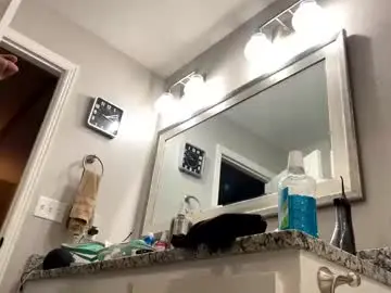 Chaturbate Free Porn Cam of hottiewithabody101