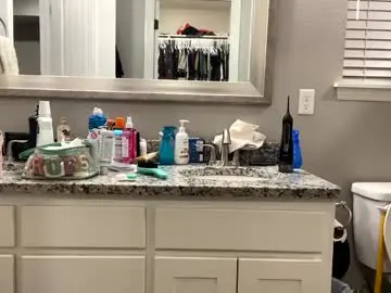 Chaturbate Adult Webcams of hottiewithabody101