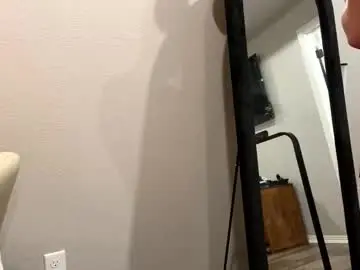 Chaturbate Live Sex Cam of hottiewithabody101