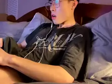 Chaturbate Nude Webcam of hottiewithabody101