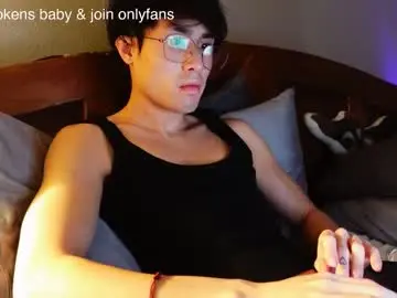 Chaturbate Watch Live Sex Cams of hottiewithabody101