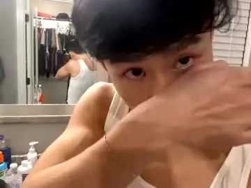 Chaturbate Nude Webcam of hottiewithabody101