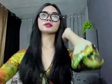 Chaturbate Best live sex cam show of naughty_emmats