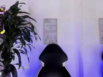 Chaturbate Free Porn Cam of yumii_sweetgirl