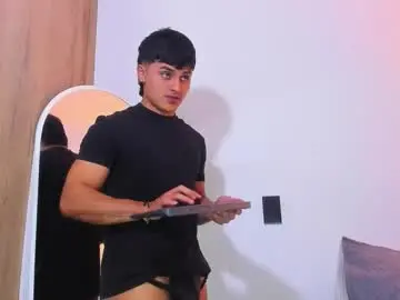 Chaturbate Adult Webcam of lucadior
