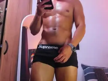 Chaturbate Watch Live Sex Cams of lucadior