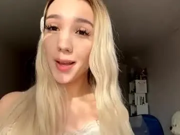 Chaturbate Live Sex Cam of maybellauletta