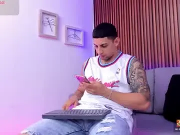 Chaturbate Live Sex of alex_cute77