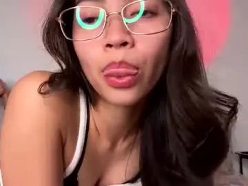 Chaturbate Nude Webcam of ariamariz