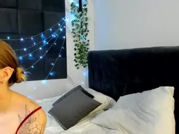 Chaturbate Best live sex cam show of kelly_holmess