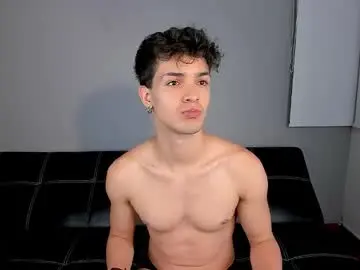 Chaturbate Live Sex of kens_boys