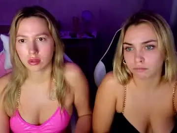 Chaturbate Adult Webcam of stefany_and_bettany