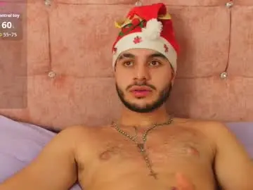 Chaturbate Live Porn of amadeo_wild