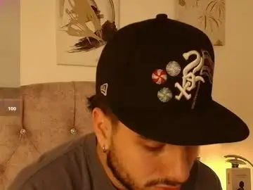 Chaturbate Sex Chat of amadeo_wild