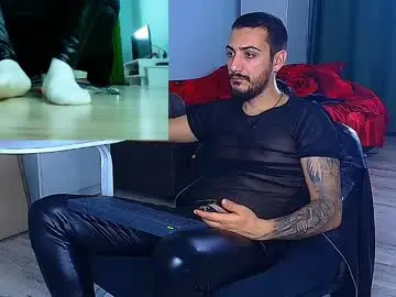 Chaturbate Adult Video Chat of andrewbanner