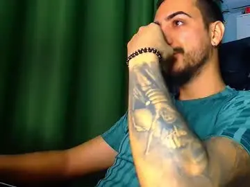 Chaturbate Live Porn of andrewbanner