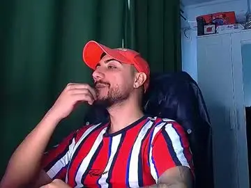 Chaturbate Live Sex Cam of andrewbanner