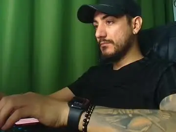 Chaturbate Adult Video Chat of andrewbanner