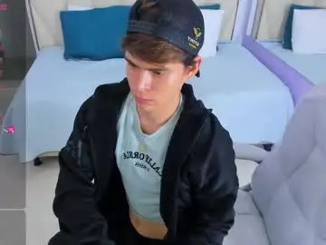 Chaturbate Live Sex Cam of angel_wish_