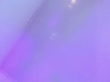 Chaturbate Live Sex Cam of cameliaa_smiith