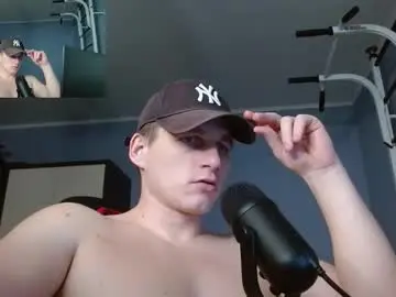 Chaturbate Live Porn of poliglotjoe2