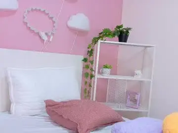 Chaturbate Adult Video Chat of scarlettmiller__