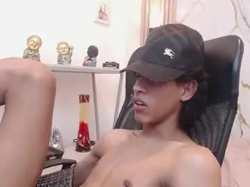 Chaturbate Live Sex Cam of zayn_fox32