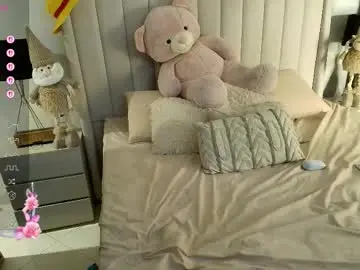 Chaturbate Watch Live Sex Cams of soyhinata__