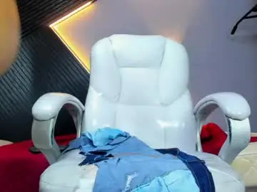 Chaturbate Adult Video Chat of horny_nick18