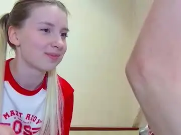 Chaturbate Watch Live Sex Cams of williamandmia