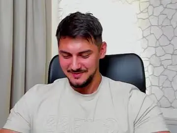 Chaturbate Live Sex Cam of clintmasterss