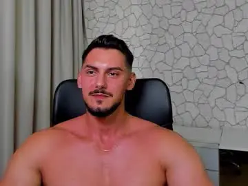 Chaturbate Adult Webcams of clintmasterss