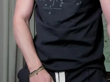 Chaturbate Free Live Porn of clintmasterss