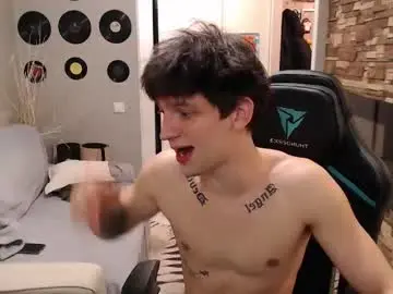 Chaturbate Live Porn of teddy_mode