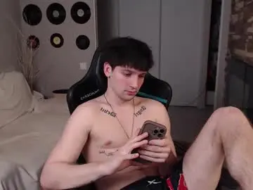 Chaturbate Live Sex Cam of teddy_mode