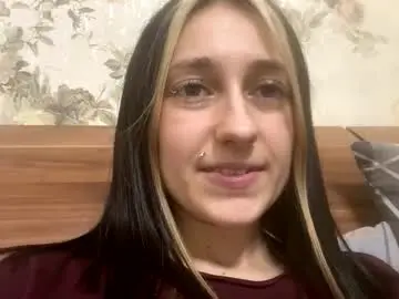 Chaturbate Watch Live Sex Cams of viktoria9898