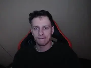 Chaturbate Live Sex Cam of oscar_sssky