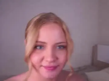 Chaturbate Watch Live Sex Cams of beatris_mils