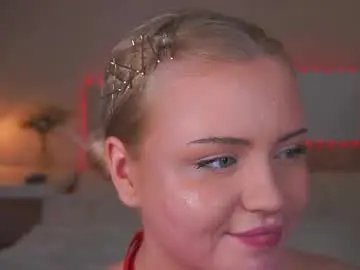 Chaturbate Live Sex Cam of beatris_mils